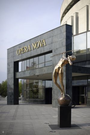 Opera Nova.jpg